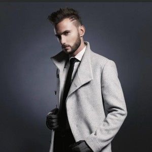 Meet your Posher, Casey